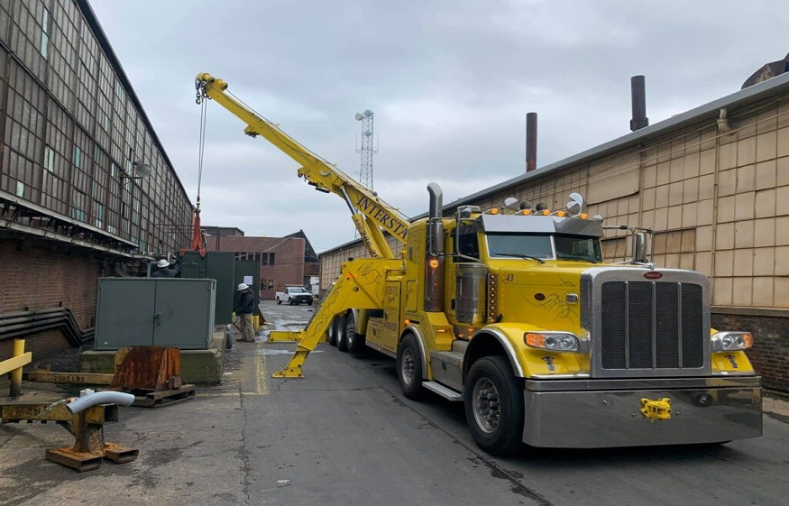 heavy equipment moving services